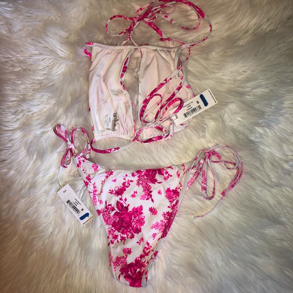 Frankie’s Bikinis Set - Picture 5 of 6